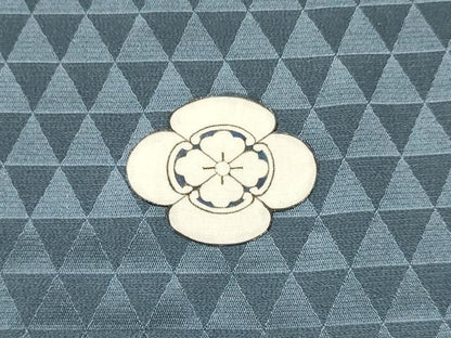 平和屋着物[]お宮参り　男の子　祝着　産着　初着　のしめ　駒刺繍　鷹　鷲　鼓花松文　暈し染め　金銀彩　逸品　DAAY3370ma