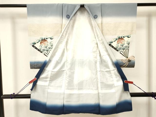 平和屋着物[]お宮参り　男の子　祝着　産着　初着　のしめ　駒刺繍　龍　兜　扇面立波文　暈し染め　金銀彩　逸品　DAAY3371ma