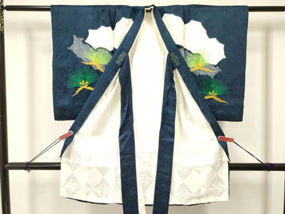 平和屋着物[]お宮参り　男の子　祝着　産着　初着　のしめ　刺繍　絞り　鷹　鷲　松文　金銀糸　逸品　DAAY3376ma