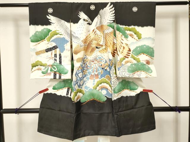 平和屋着物[]お宮参り　男の子　祝着　産着　初着　のしめ　駒刺繍　鷹　鷲　誰が袖花松文　暈し染め　銀彩　逸品　DAAY3378ma