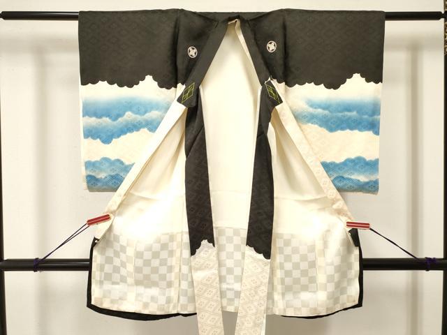 平和屋着物[]お宮参り　男の子　祝着　産着　初着　のしめ　手描き　刺繍　虎　寅　松文　銀彩　逸品　DAAY3380ma