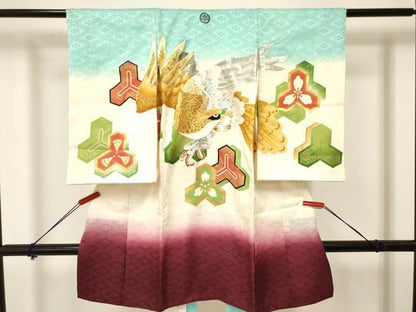 平和屋着物[]お宮参り　男の子　祝着　産着　初着　のしめ　駒刺繍　鷹　鷲　毘沙門亀甲花文　暈し染め　金彩　逸品　DAAY3383ma