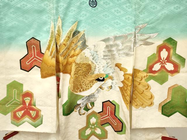 平和屋着物[]お宮参り　男の子　祝着　産着　初着　のしめ　駒刺繍　鷹　鷲　毘沙門亀甲花文　暈し染め　金彩　逸品　DAAY3383ma