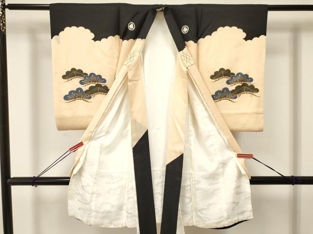 平和屋着物[]お宮参り　男の子　祝着　産着　初着　のしめ　龍　兜　鷹　鷲　松文　金彩　逸品　DAAY3385ma