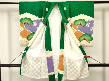 平和屋着物[]お宮参り　男の子　祝着　産着　初着　のしめ　駒刺繍　鷹　鷲　龍魚　松文　金彩　逸品　DAAY3397ma