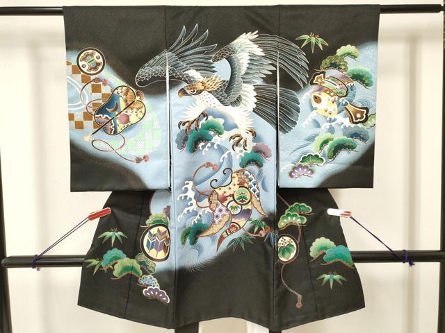 平和屋着物[]お宮参り　男の子　祝着　産着　初着　のしめ　鷹　鷲　立波笹松文　暈し染め　金彩　DAAY3400ma