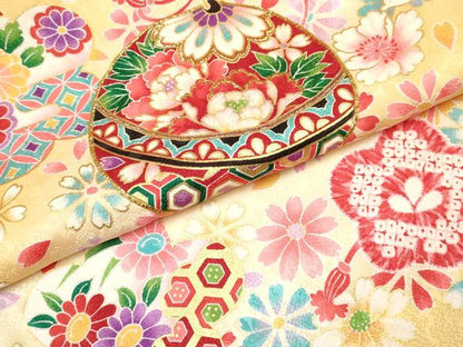 平和屋着物[]お宮参り　女の子　祝着　産着　初着　のしめ　刺繍　鞠花文　暈し染め　金彩　逸品　DAAY3408ma