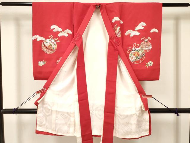 平和屋着物[]お宮参り　女の子　祝着　産着　初着　のしめ　舞蝶鞠花文　金銀彩　逸品　DAAY3410ma