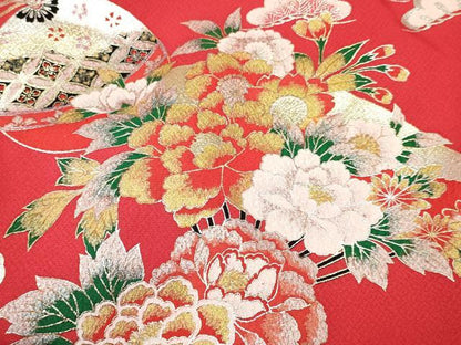平和屋着物[]お宮参り　女の子　祝着　産着　初着　のしめ　舞蝶鞠花文　金銀彩　逸品　DAAY3410ma