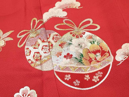 平和屋着物[]お宮参り　女の子　祝着　産着　初着　のしめ　舞蝶鞠花文　金銀彩　逸品　DAAY3410ma