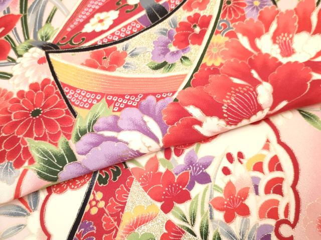 平和屋着物[]お宮参り　女の子　祝着　産着　初着　のしめ　糸車　雪輪几帳御所車花文　暈し染め　金銀彩　逸品　DAAY3417ma