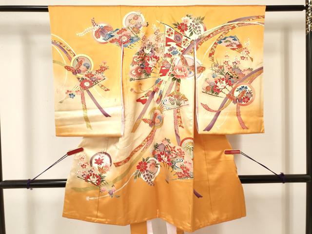 平和屋着物[]お宮参り　女の子　祝着　産着　初着　のしめ　糸車　貴重扇面花蝶丸文　暈し染め　金彩　逸品　DAAY3425ma