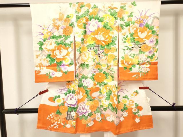 平和屋着物[]お宮参り　女の子　祝着　産着　初着　のしめ　駒刺繍　陶器牡丹花文　金彩　逸品　DAAY3427ma