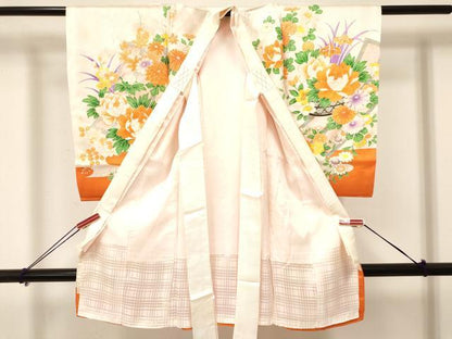 平和屋着物[]お宮参り 女の子 祝着 産着 初着 のしめ 駒刺繍 陶器牡丹花文 金彩 逸品 DAAY3427ma