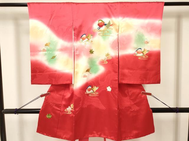 平和屋着物[]お宮参り　女の子　祝着　産着　初着　のしめ　刺繍　鴛鴦流水花文　暈し染め　金彩　逸品　DAAY3430ma