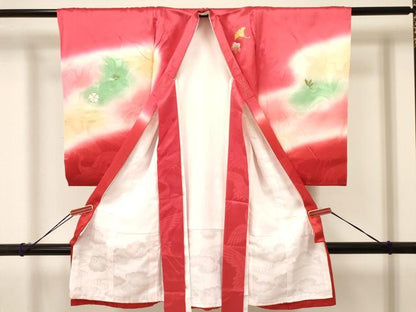 平和屋着物[]お宮参り　女の子　祝着　産着　初着　のしめ　刺繍　鴛鴦流水花文　暈し染め　金彩　逸品　DAAY3430ma