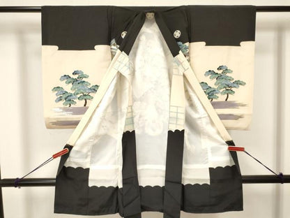 平和屋着物[]お宮参り　男の子　祝着　産着　初着　のしめ　武士　風景松文　金銀彩　逸品　DAAY3437ma