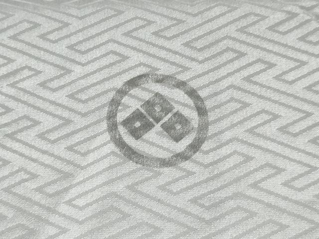 平和屋着物[]お宮参り　男の子　祝着　産着　初着　のしめ　駒刺繍　鷹　鷲　亀甲笹松文　暈し染め　金彩　逸品　DAAY3440ma