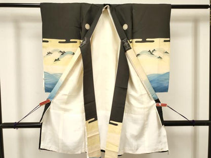 平和屋着物[]お宮参り　男の子　祝着　産着　初着　のしめ　駒刺繍　鷹　鷲　笹松文　暈し染め　金彩　逸品　DAAY3447ma