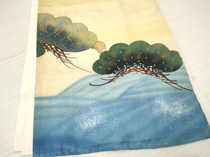 平和屋着物[]お宮参り　男の子　祝着　産着　初着　のしめ　駒刺繍　鷹　鷲　笹松文　暈し染め　金彩　逸品　DAAY3447ma