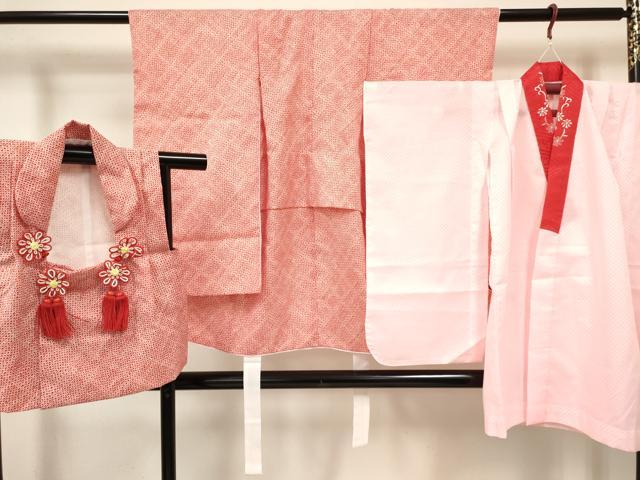 平和屋着物[]七五三　女の子　３歳　祝着　三つ身　長襦袢(単衣・半衿刺繍)・被布セット　鹿の子文様　DAAY3461ma
