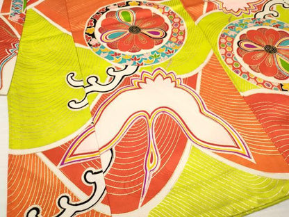 平和屋着物[]七五三　女の子　７歳　祝着　四つ身　長襦袢(袷・半衿刺繍)セット　飛鶴立波花文　金彩　逸品　DAAY3481ma