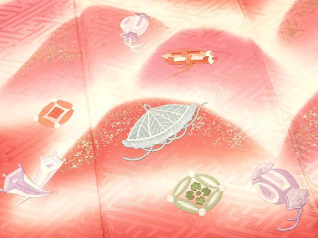 平和屋着物[]七五三　女の子　７歳　祝着　四つ身　刺繍　重ね山宝尽くし文　暈し染め　金銀彩　逸品　DAAY3484ma