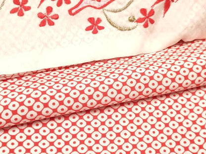 平和屋着物[]七五三　女の子　７歳　祝着　四つ身　長襦袢(無双仕立て)セット　駒刺繍　陶器牡丹花文　暈し染め　金糸　逸品　DAAY3485ma