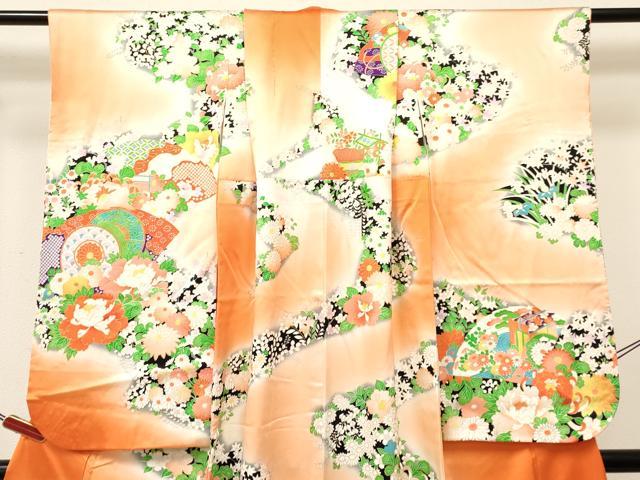 平和屋着物∵女の子　十三参り　子供　祝着　駒刺繍　地紙御所車鼓花文　暈し染め　金彩　逸品　DAAY3504ma