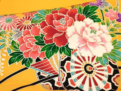 平和屋着物[]七五三　女の子　３歳　祝着　三つ身　舞蝶飛鶴花車文　暈し染め　金銀彩　逸品　DAAY3507ma