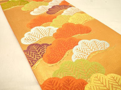 平和屋着物◎六通柄袋帯　唐織　松文　金糸　正絹　逸品　DAAY4310jm