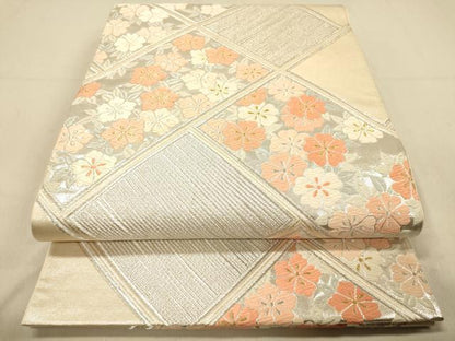 平和屋着物◎六通柄袋帯　唐織　檜垣舞花文　銀糸　正絹　逸品　DAAY4402jm