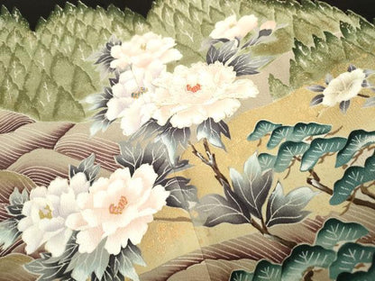 平和屋着物■豪華黒留袖　駒刺繍　樹林枝梅松文　金彩　正絹　逸品　DAAY4823qa
