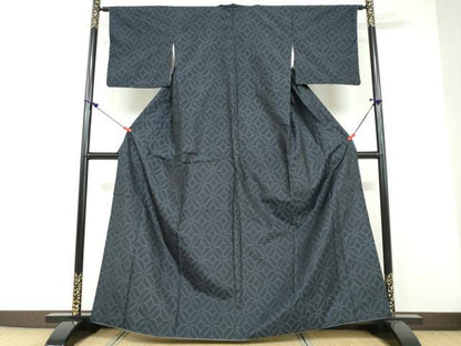 平和屋着物●本場大島紬　幾何学文様　正絹　逸品　DAAY5004ud