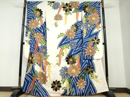 平和屋着物●豪華振袖 駒刺繍 鹿の子舞花文 金彩 正絹 逸品 DAAY5199ud