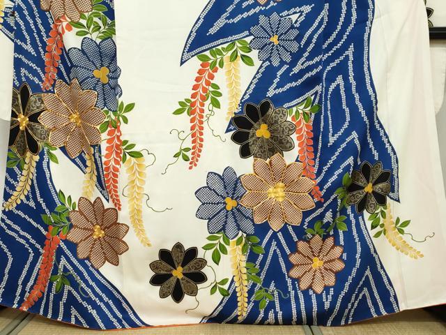 平和屋着物●豪華振袖 駒刺繍 鹿の子舞花文 金彩 正絹 逸品 DAAY5199ud