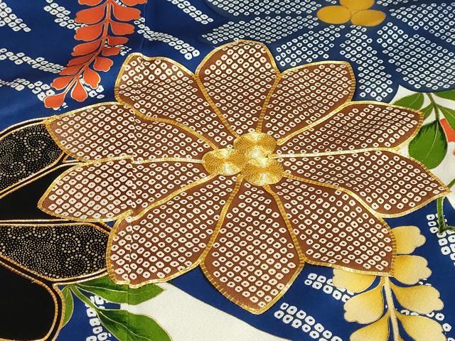 平和屋着物●豪華振袖 駒刺繍 鹿の子舞花文 金彩 正絹 逸品 DAAY5199ud