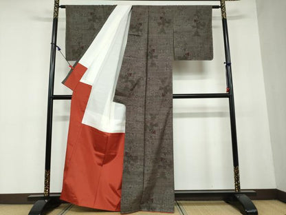 平和屋着物●本場大島紬　9マルキ　蔦の葉文　正絹　逸品　未使用　DAAY5220ud