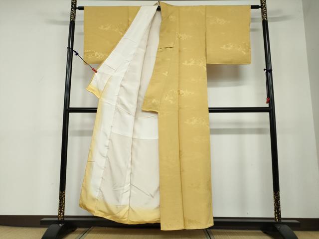 平和屋着物●上質な色無地　御所車風景草花地紋　黄朽葉色　正絹　逸品　DAAY5224ud
