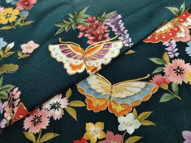 平和屋着物●豪華振袖・長襦袢（無双仕立て）・袋帯セット　総刺繍　駒刺繍　花蝶文　暈し染め　金糸　正絹　逸品　DAAY5564ud