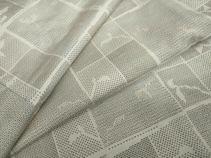 平和屋着物●本場大島紬 白大島 120亀甲 格子枝葉文 正絹 逸品 DAAY5593ud