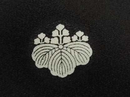 平和屋着物●本加賀友禅作家　菊田宏幸　黒留袖　草花文　暈し染め　正絹　逸品　DAAY5614ud