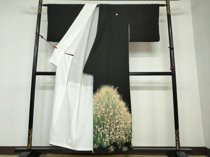 平和屋着物●豪華黒留袖 友禅 作家物 枝梅松文 暈し染め 正絹 逸品 DAAY5619ud