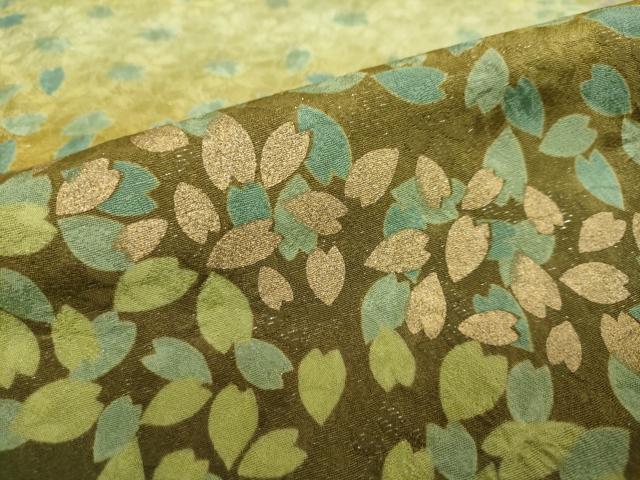 平和屋着物●訪問着 駒刺繍 朧染 舞桜文 暈し染め 金彩 銀通し地 正絹 逸品 DAAY5687ud