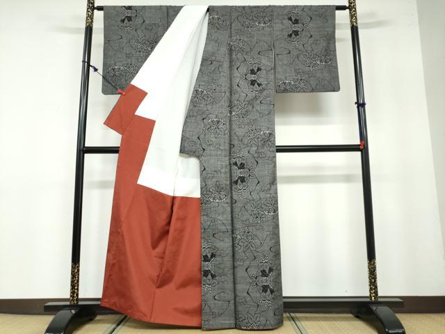平和屋着物●本場大島紬　9マルキ　草花文　正絹　逸品　DAAY5827ud