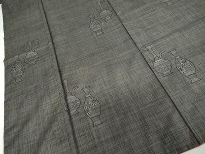 平和屋着物●本場大島紬　9マルキ　陶器草花文　正絹　逸品　DAAY5852ud