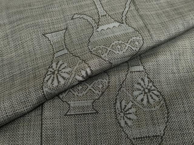 平和屋着物●本場大島紬　9マルキ　陶器草花文　正絹　逸品　DAAY5852ud