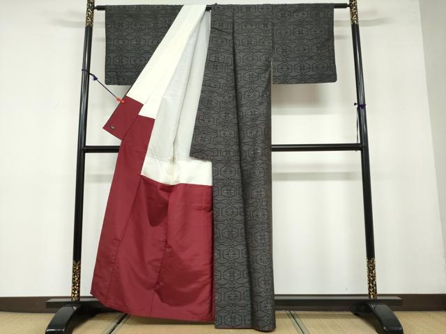 平和屋着物●本場大島紬 幾何学文様 高島屋扱い 正絹 逸品 DAAY5911ud