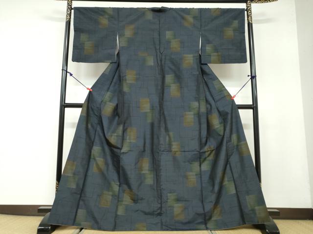 平和屋着物●本場大島紬 色紙重ね文 正絹 逸品 DAAY5912ud