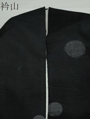 平和屋着物●結城紬　100亀甲　飛び亀甲　丸文　黒地　正絹　逸品　DAAY5919ud